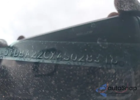 2004 Toyota Sienna Xle from USA, damaged, VIN 5TDBA22CX4S028318